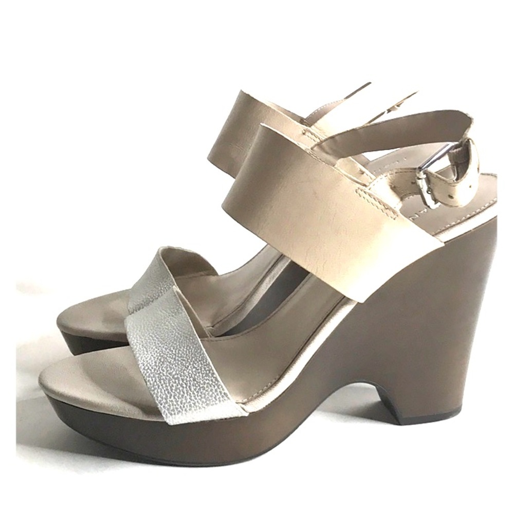 Franco Sarto Women’s Beige & Silver Wedge Heels 10